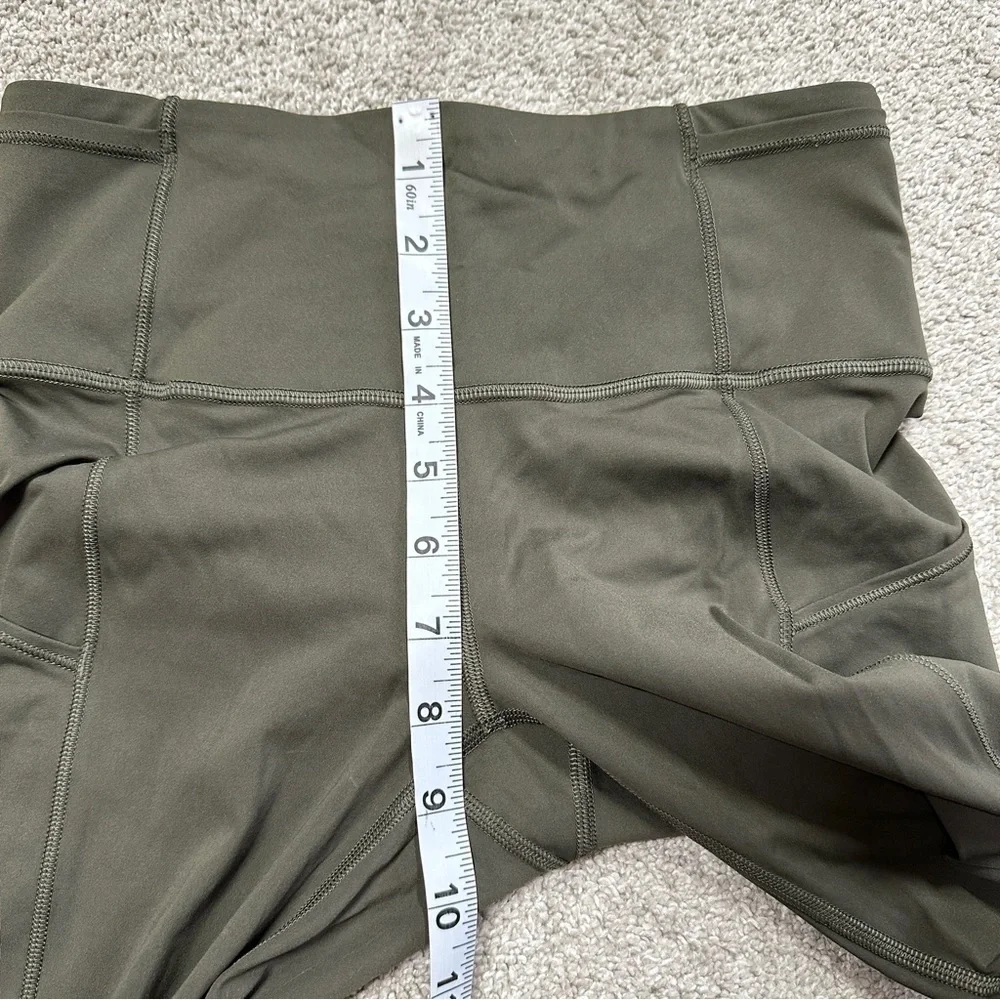Lululemon Women’s Fast & Free Crop II Nulux 19